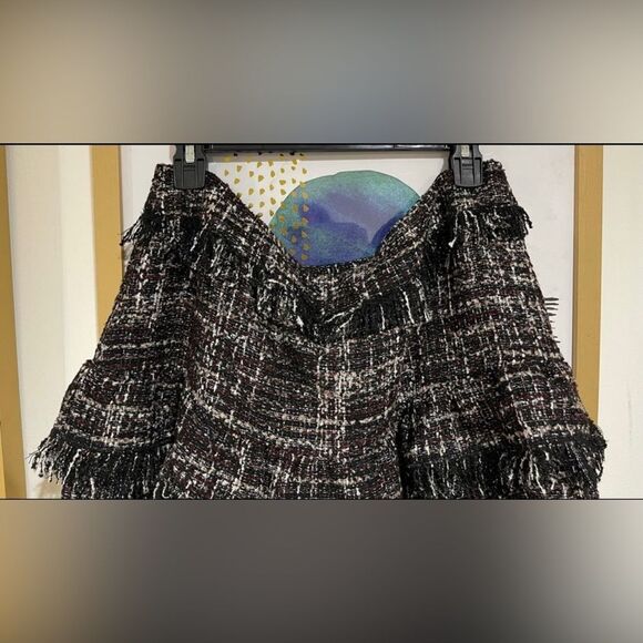 New Women's Halogen Nordstrom Raw Edge Black Tweed Fringe Mini Skirt - Picture 5 of 9